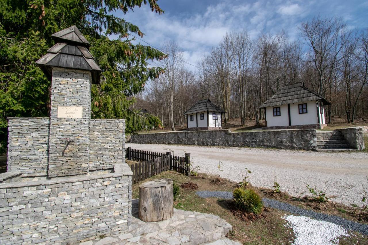 Holiday Park Hajducka Cesma Dubovsko Εξωτερικό φωτογραφία