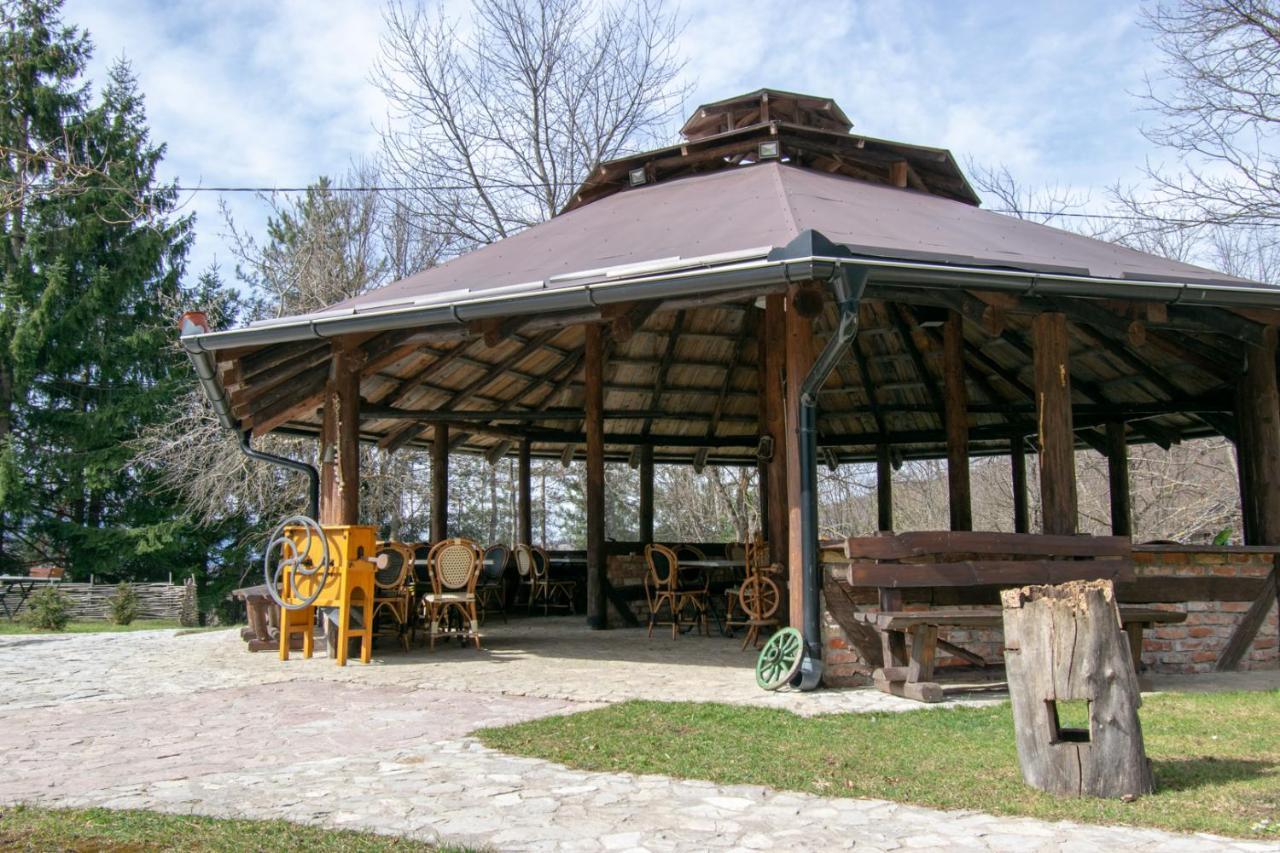 Holiday Park Hajducka Cesma Dubovsko Εξωτερικό φωτογραφία